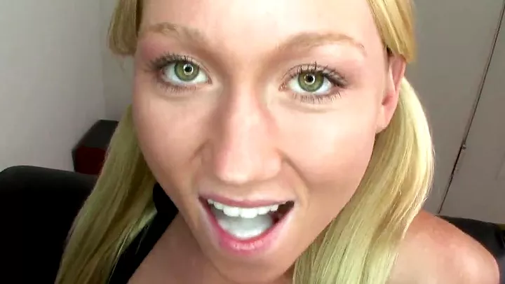 Порно с длинноволосой блондинкой: видео смотреть онлайн